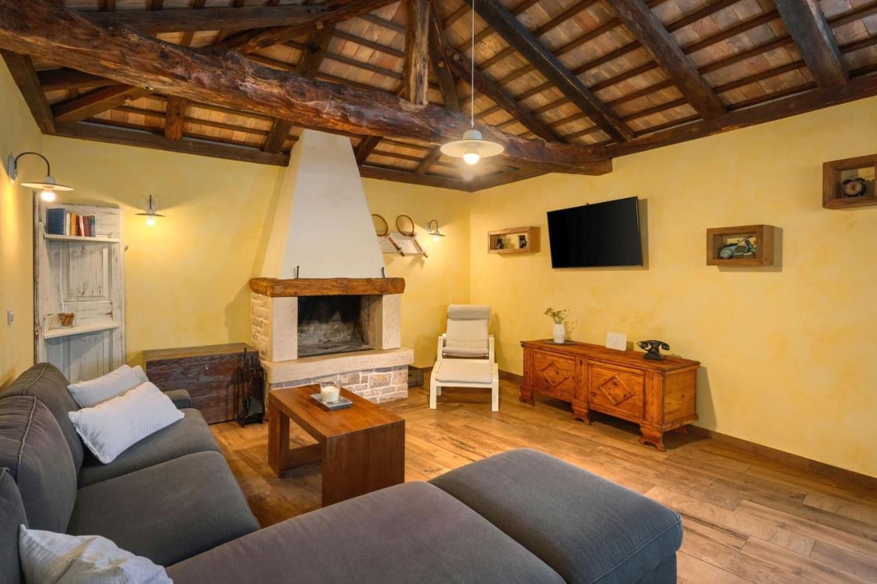 Family Villa Elizabeta With Pool In Umag Cepljani Luaran gambar