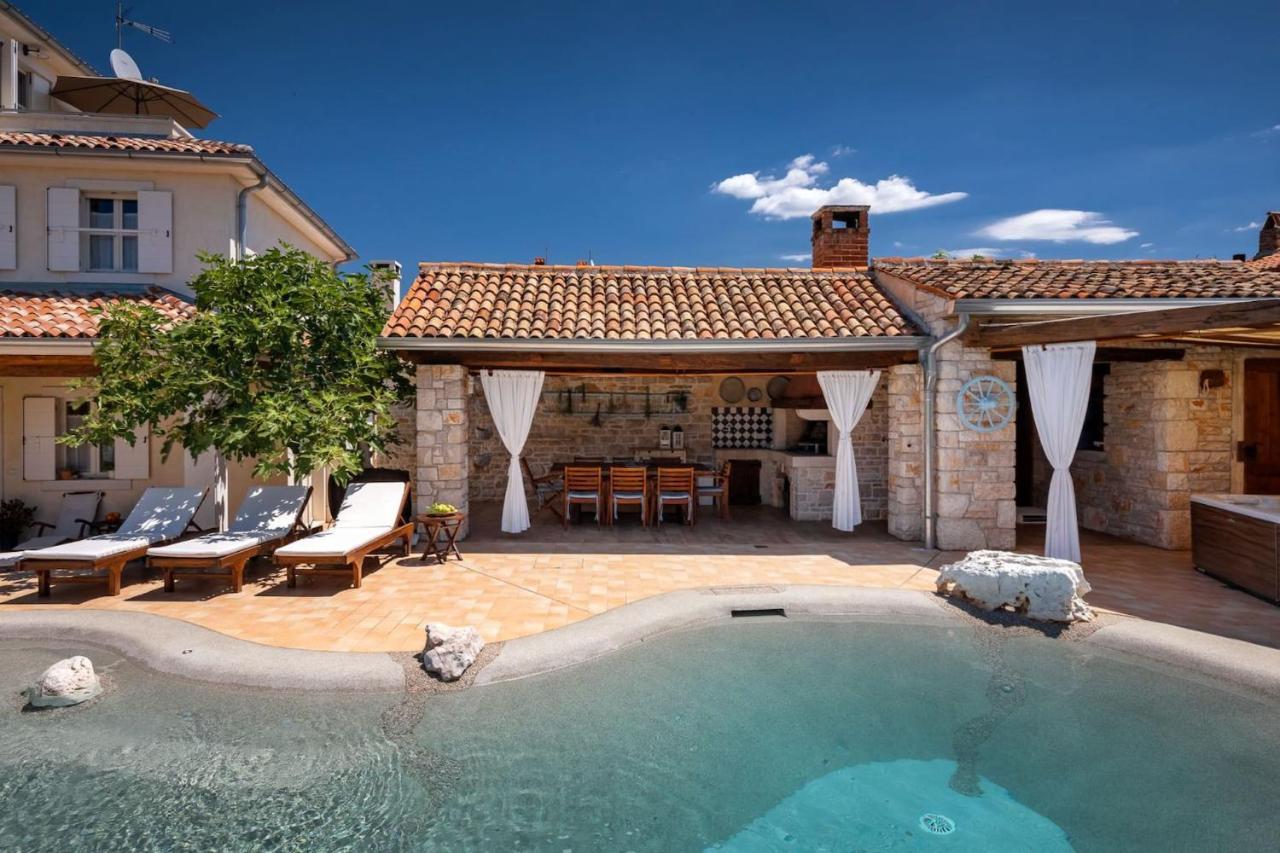 Family Villa Elizabeta With Pool In Umag Cepljani Luaran gambar